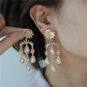 Vintage Pearl Chandelier Earrings | Gold Multi-Tier Drop Earrings